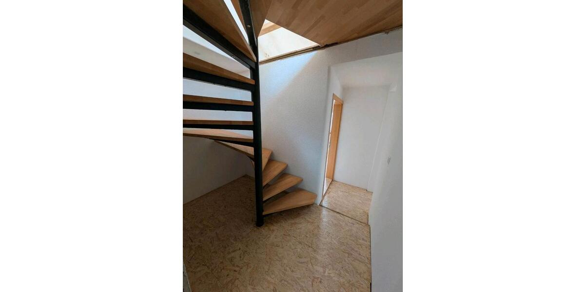 Maisonettenwohnung Oberboihingen - 4.5 Zimmer, 120 m&sup2;, 1.850&euro; | Angebot:26647616