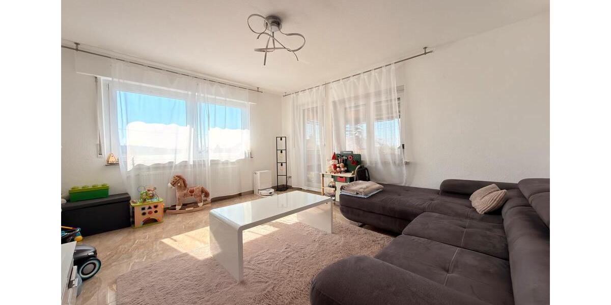 Etagenwohnung Esslingen am Neckar Oberesslingen - 3.5 Zimmer, 82 m&sup2;, 299.000&euro; | Angebot:26042498