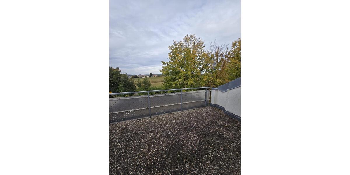 Dachgeschoßwohnung Marbach am Neckar - 3 Zimmer, 100 m&sup2;, 380.000&euro; | Angebot:27595730