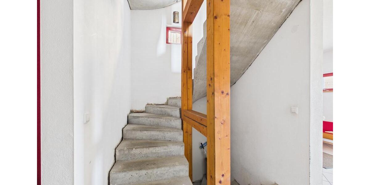 Einfamilienhaus Leutenbach - 6 Zimmer, 175 m&sup2;, 1.720&euro; | Angebot:25812545