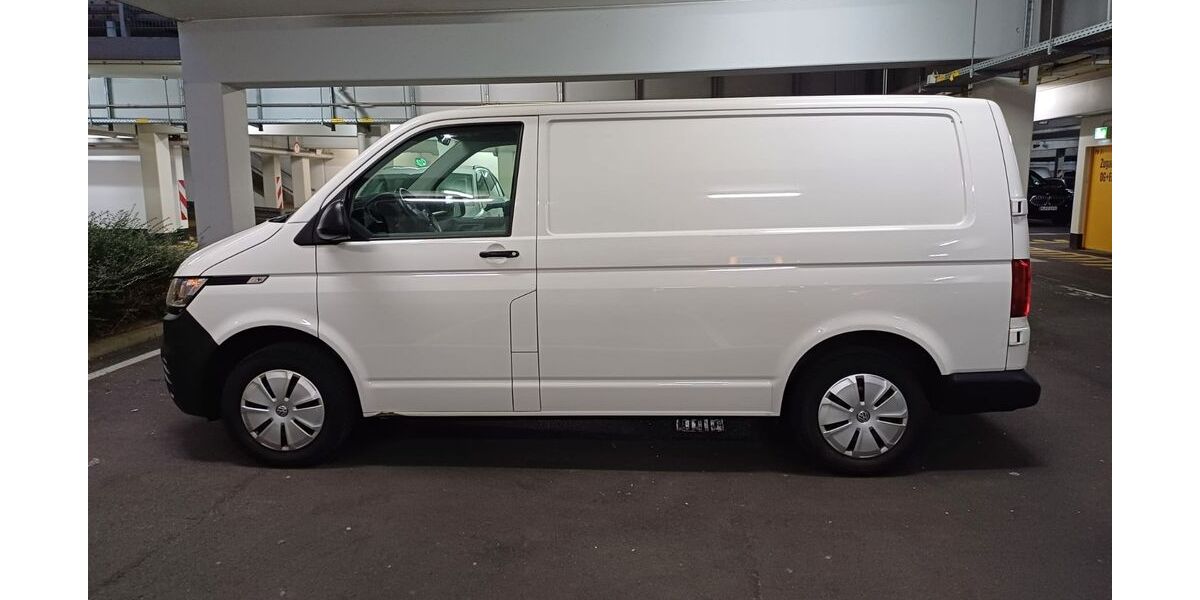 VW T6 Transporter 267.000 km 13.100 &euro; Esslingen am Neckar 73733