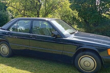 Mercedes-Benz 190 199.026 km 3.500 &euro; Ditzingen 71254