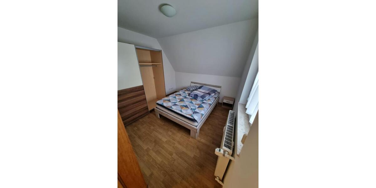 Dachgeschoßwohnung Kornwestheim - 3.5 Zimmer, 68 m&sup2;, 780&euro; | Angebot:27569564
