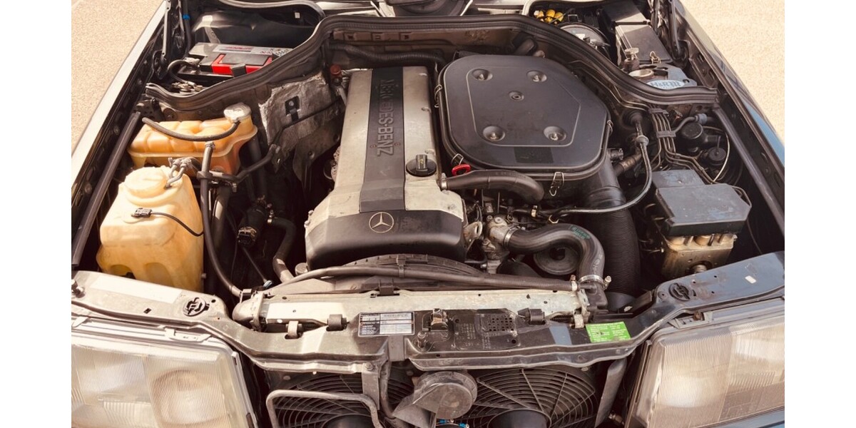 Mercedes-Benz CE 300 204.000 km 19.900 &euro; Korntal-Münchingen 70825