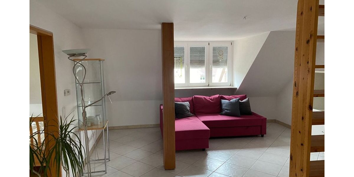 Schöne Gemütliche DG-Wohnung mit Einbauküche und nutzbarem Dachgeschoß - Etagenwohnung Deizisau | Angebot:27504679