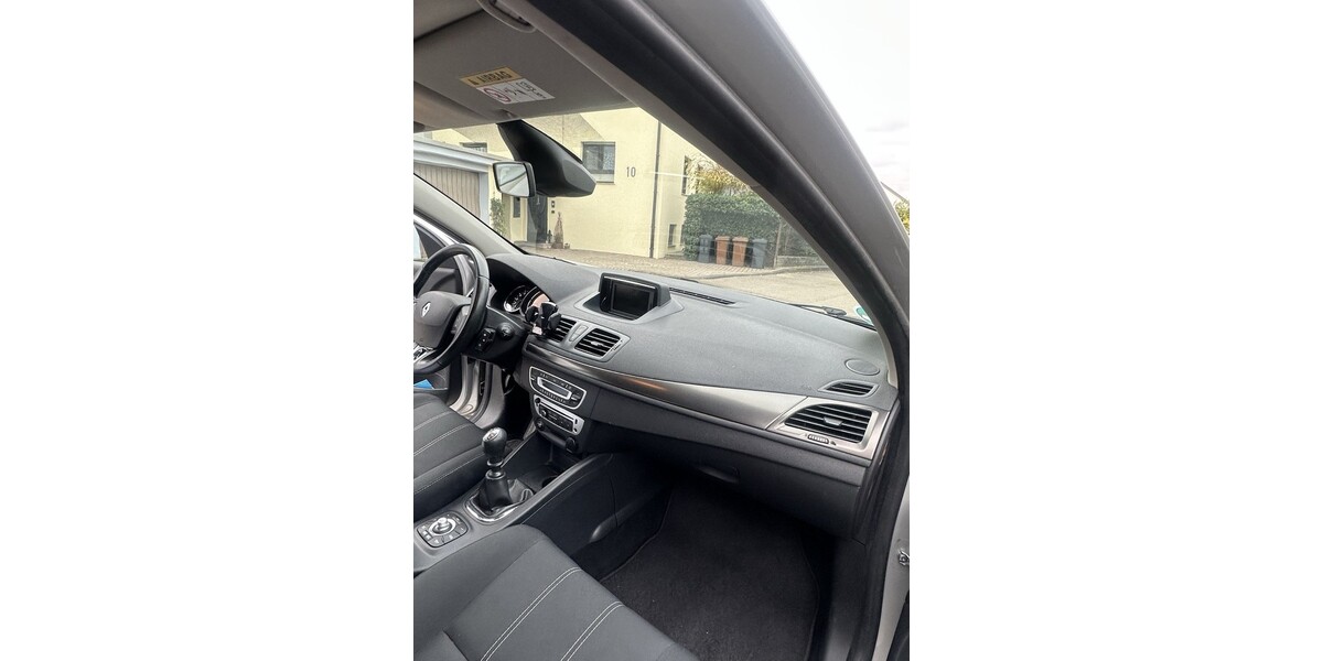 Renault Megane 137.000 km 5.300 &euro; Kirchberg an der Murr 71737