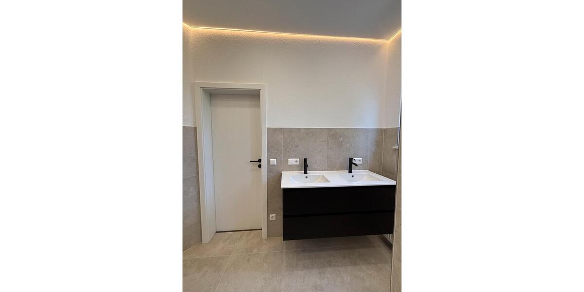 Erdgeschoßwohnung Althütte - 4 Zimmer, 123 m&sup2;, 365.000&euro; | Angebot:27118385