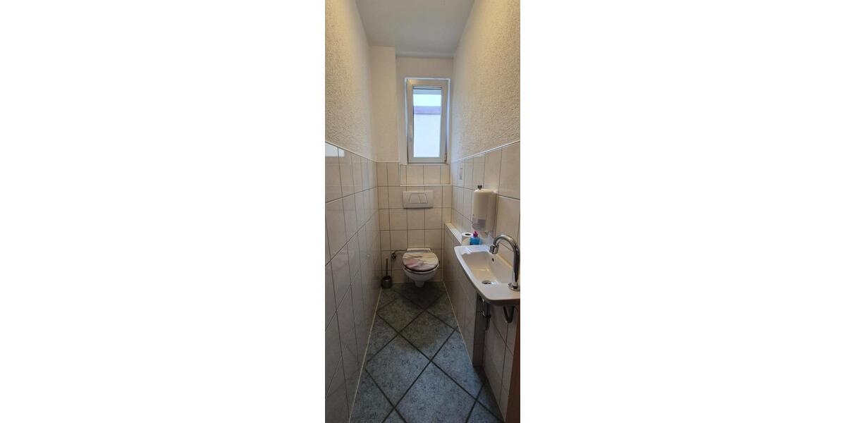 Etagenwohnung Stuttgart Stuttgart-Süd - 5 Zimmer, 114 m&sup2;, 1.500&euro; | Angebot:27580436