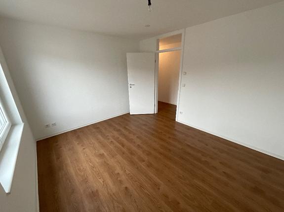 Etagenwohnung Esslingen am Neckar Pliensauvorstadt - 2 Zimmer, 53 m&sup2;, 620&euro; | Angebot:26094810