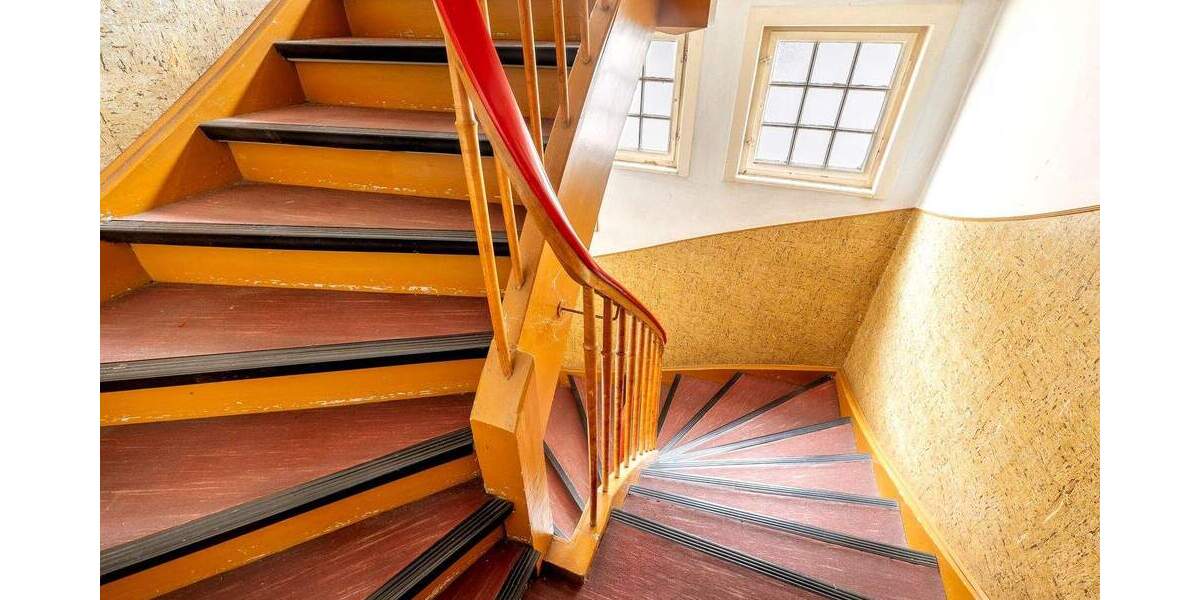 Mehrfamilienhaus, Wohnhaus Ludwigsburg Nord - 8 Zimmer, 203 m&sup2;, 495.000&euro; | Angebot:25742390