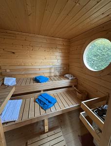 GRÜNE OASE MIT SAUNA & MEHREREN TERRASSEN - Einfamilienhaus Sindelfingen Darmsheim | Angebot:26624681