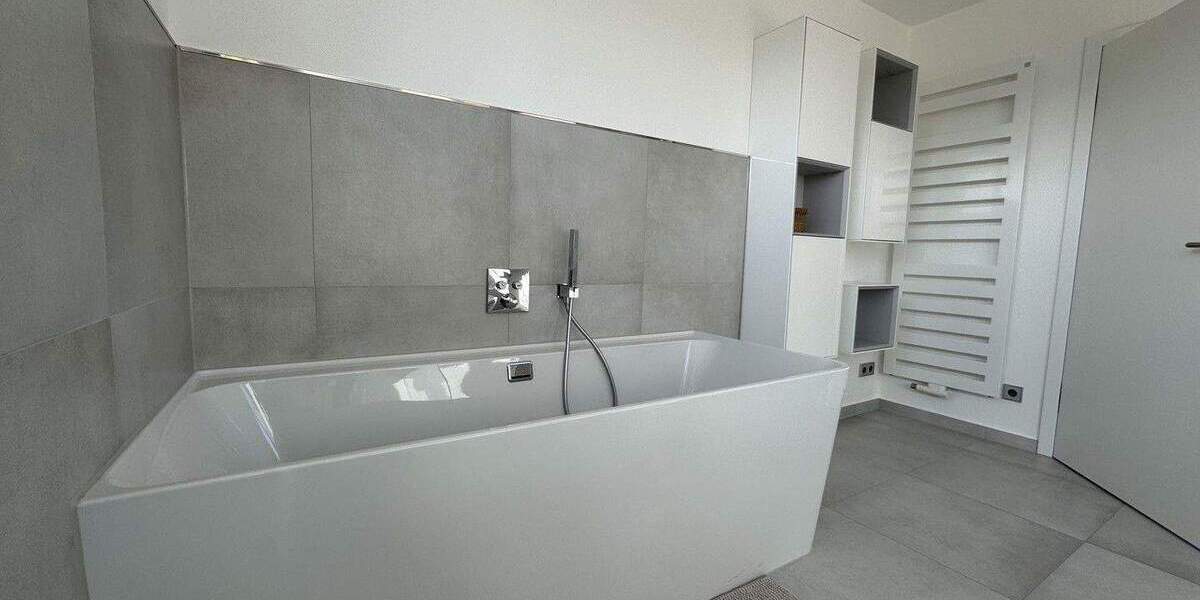 Doppelhaushälfte Renningen Malmsheim - 6 Zimmer, 226 m&sup2;, 2.850&euro; | Angebot:25718910