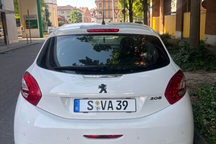 Peugeot 208 107.500 km 4.400 &euro; Stuttgart 70499