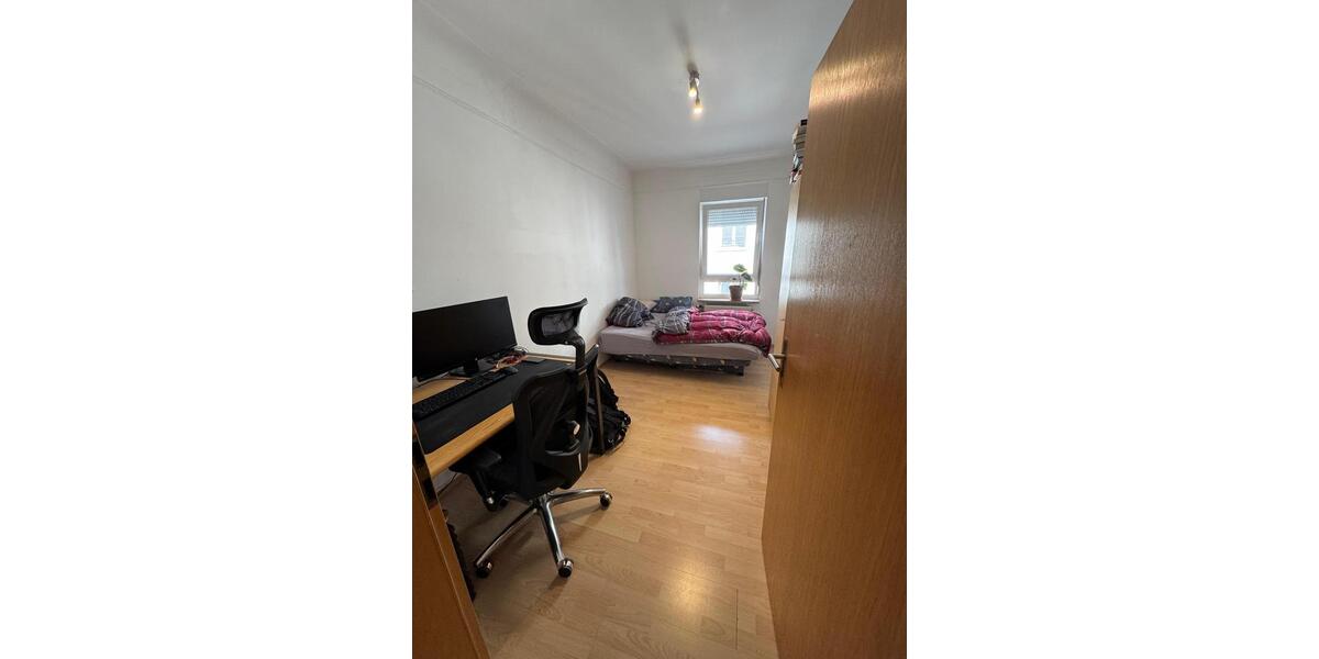 Etagenwohnung Stuttgart Bad Cannstatt - 3 Zimmer, 70 m&sup2;, 1.215&euro; | Angebot:25886769
