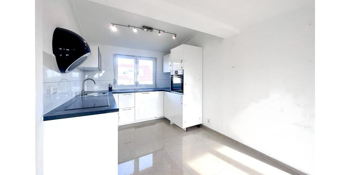 Dachgeschoßwohnung Winnenden - 4 Zimmer, 70 m&sup2;, 950&euro; | Angebot:25648717