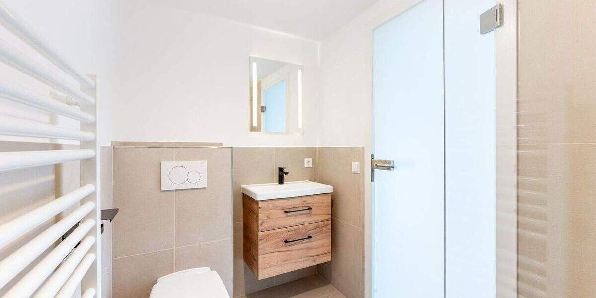 Etagenwohnung Stuttgart Süd - 2 Zimmer, 40 m&sup2;, 225.000&euro; | Angebot:25778398