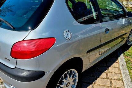 Peugeot 206 200.000 km 650 &euro; Filderstadt 70794
