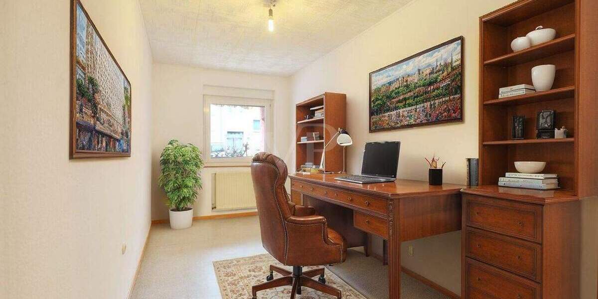 Mehrfamilienhaus, Wohnhaus Schwaigern - 8 Zimmer, 160 m&sup2;, 430.000&euro; | Angebot:25731882