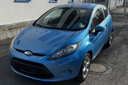Ford Fiesta 182.500 km 2.950 &euro; Böblingen 71032