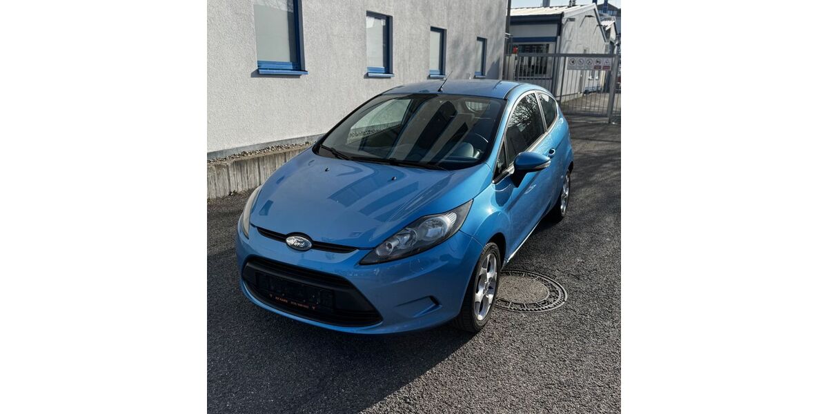 Ford Fiesta 182.500 km 2.950 &euro; Böblingen 71032