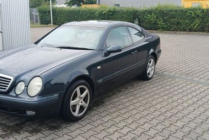 Mercedes-Benz CLK 320 132.595 km 3.800 &euro; Asperg 71679