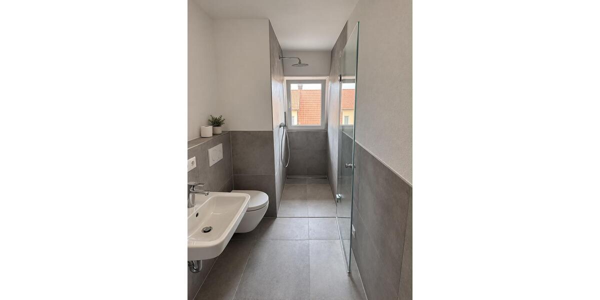 Dachgeschoßwohnung Stuttgart Vaihingen - 3 Zimmer, 57 m&sup2;, 1.100&euro; | Angebot:27564786