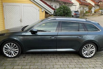 Skoda Superb 136.292 km 17.000 &euro; Waiblingen 71336