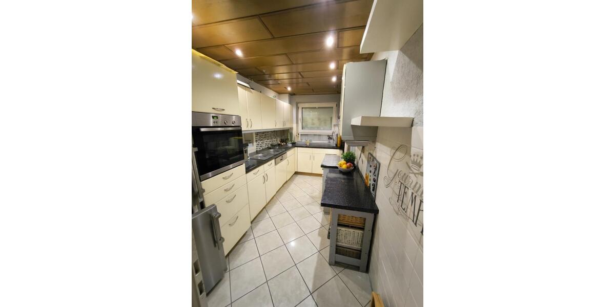 Etagenwohnung Oberboihingen - 4.5 Zimmer, 135 m&sup2;, 400.000&euro; | Angebot:25840531