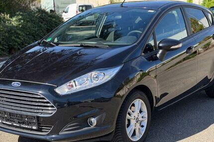 Ford Fiesta 34.000 km 7.990 &euro; Möglingen 71696