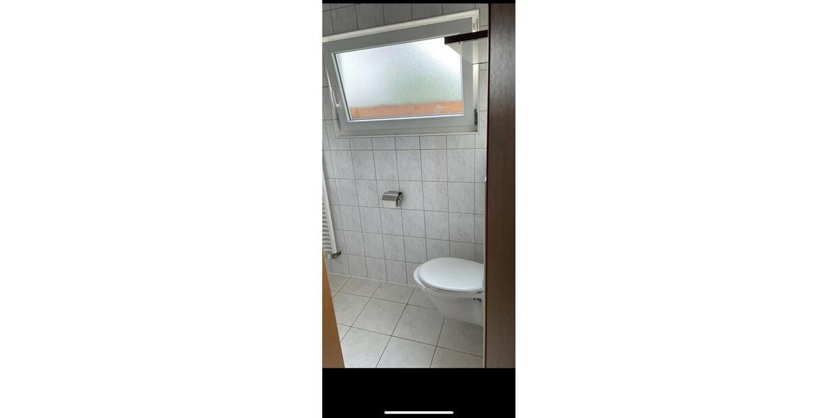 Erdgeschoßwohnung Stuttgart Zuffenhausen - 3 Zimmer, 73 m&sup2;, 1.200&euro; | Angebot:26475881