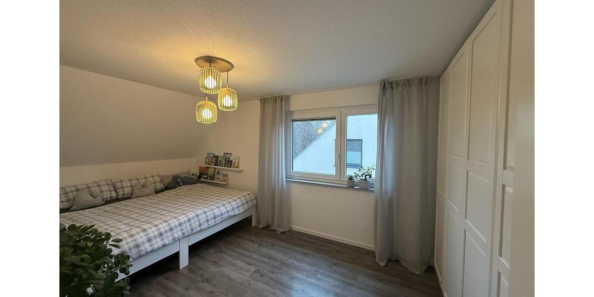 Maisonettenwohnung Stuttgart Zuffenhausen - 4 Zimmer, 108 m&sup2;, 718.000&euro; | Angebot:25094812