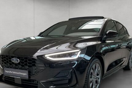 Ford Focus 11.100 km 24.450 &euro; Stuttgart 70469