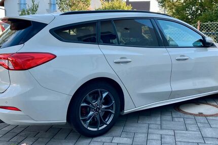 Ford Focus 66.000 km 17.500 &euro; Ludwigsburg 71634