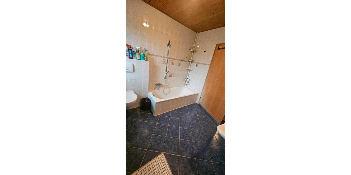 Erdgeschoßwohnung Hemmingen - 3.5 Zimmer, 88 m&sup2;, 1.950&euro; | Angebot:25844630