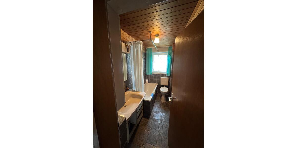 Doppelhaushälfte Murrhardt - 6 Zimmer, 125 m&sup2;, 340.000&euro; | Angebot:24630685