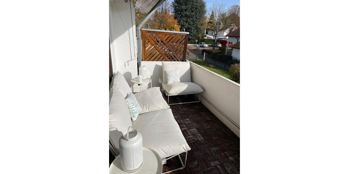 Etagenwohnung Freiberg am Neckar - 3 Zimmer, 95 m&sup2;, 1.150&euro; | Angebot:27544833