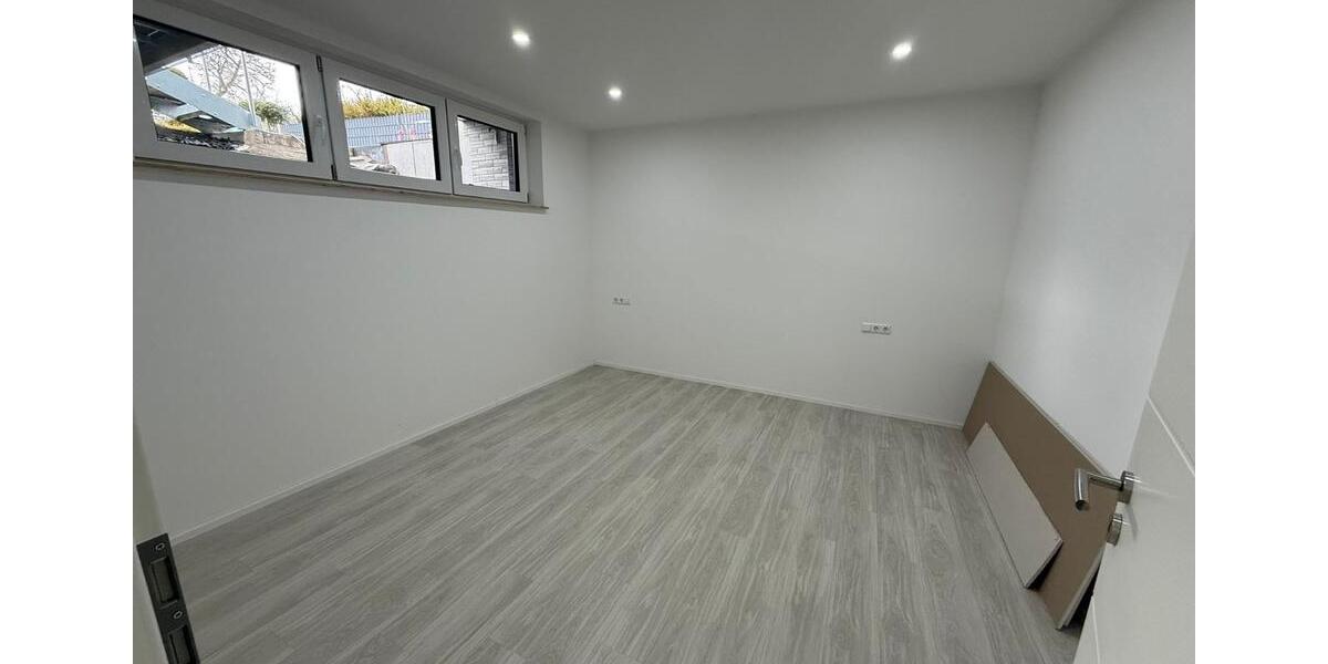 Etagenwohnung Rutesheim - 2 Zimmer, 70 m&sup2;, 950&euro; | Angebot:26325798