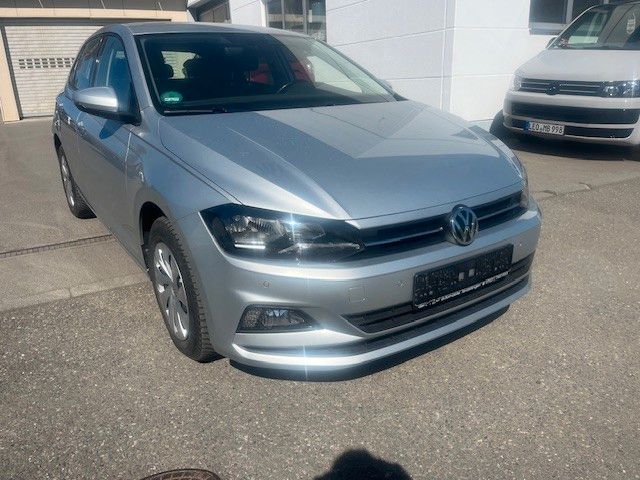 VW Polo 24.808 km 13.900 &euro; Sindelfingen 71069
