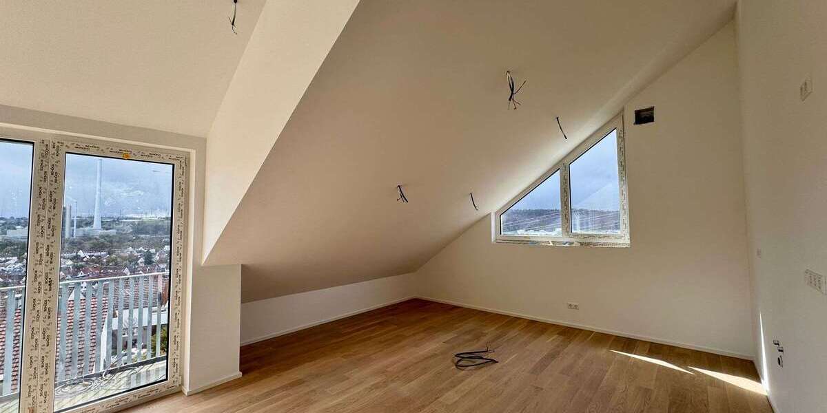 Etagenwohnung Esslingen am Neckar Oberesslingen - 4 Zimmer, 127 m&sup2;, 2.485&euro; | Angebot:26006407