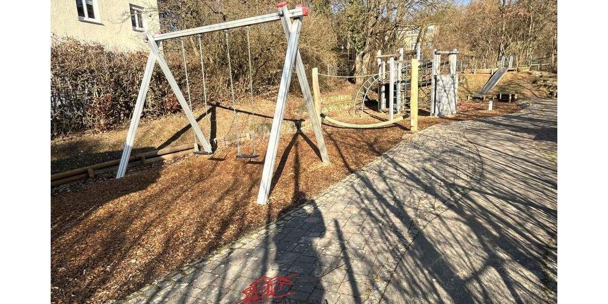 Etagenwohnung Esslingen am Neckar / Oberesslingen Oberesslingen - 3 Zimmer, 59 m&sup2;, 219.000&euro; | Angebot:25676283