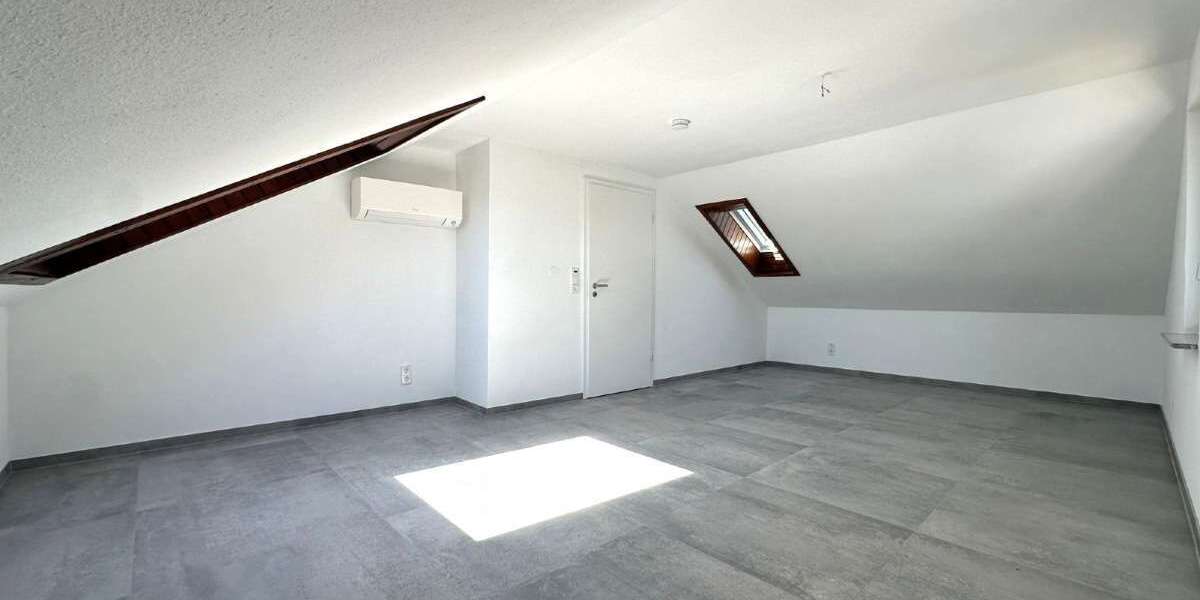 Etagenwohnung Leonberg - 2 Zimmer, 67 m&sup2;, 815&euro; | Angebot:27172305