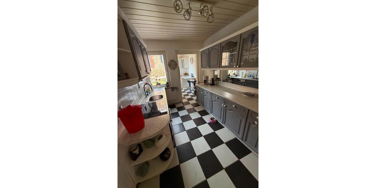Mehrfamilienhaus, Wohnhaus Marbach am Neckar - 7 Zimmer, 165 m&sup2;, 390.000&euro; | Angebot:27200397