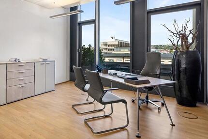 Gewerbeobjekt Stuttgart - 1.490&euro; | Angebot:25959803