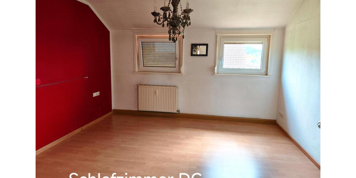 Mehrfamilienhaus, Wohnhaus Esslingen am Neckar Hegensberg - 11 Zimmer, 246 m&sup2;, 699.000&euro; | Angebot:27195654
