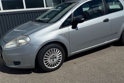 Fiat Grande Punto 93.000 km 2.690 &euro; Asperg / Stuttgart 71679