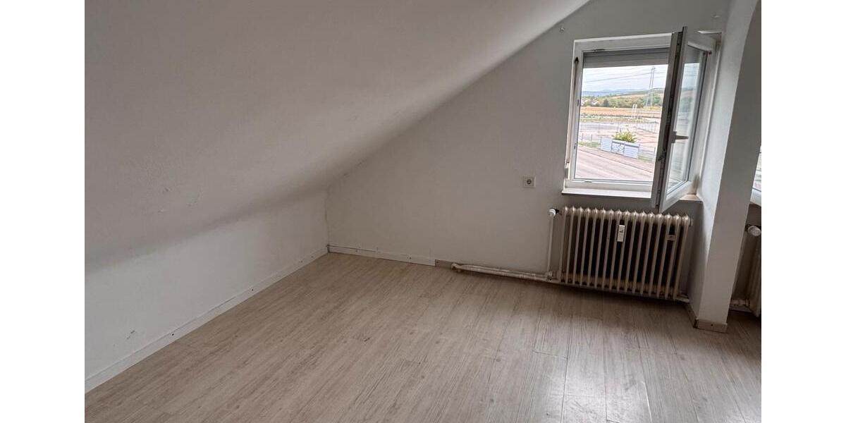 Dachgeschoßwohnung Nordheim - 2 Zimmer, 50 m&sup2;, 600&euro; | Angebot:27550306