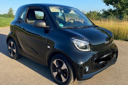 Smart ForTwo 26.300 km 11.900 &euro; Sachsenheim 74343