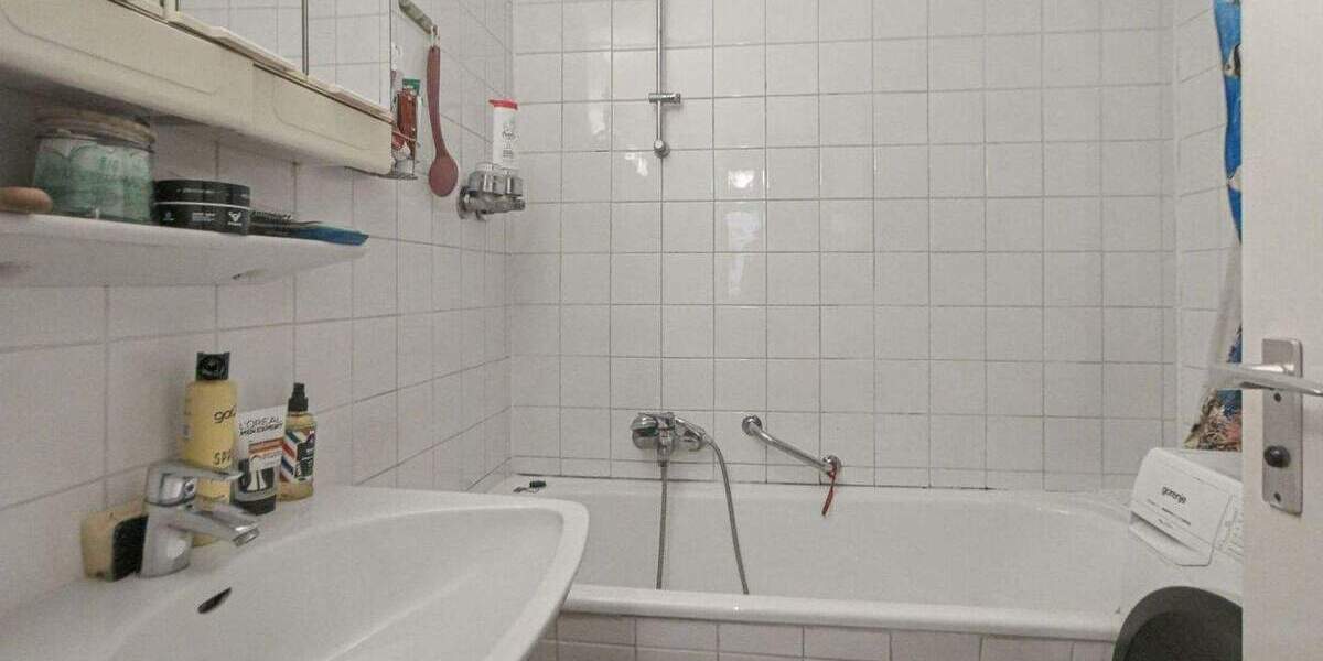 Etagenwohnung Sindelfingen Mitte - 3 Zimmer, 81 m&sup2;, 270.000&euro; | Angebot:25822080