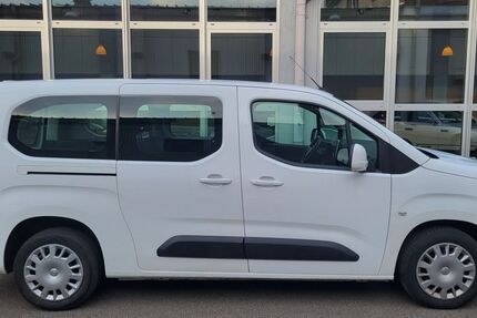Opel Combo Life 87.700 km 13.590 &euro; Stuttgart 70372