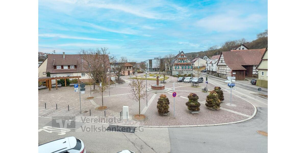 Etagenwohnung Weissach - 4 Zimmer, 99 m&sup2;, 1.400&euro; | Angebot:25380387